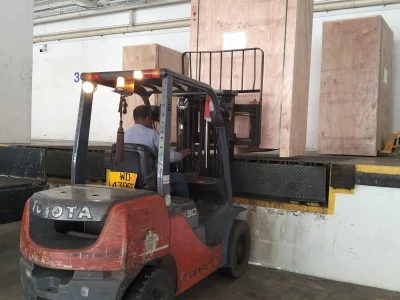 Export crating and despatch